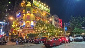 bán căn góc 2mt võ văn tần p5 quận 3 ,dt:5x20m-hdt 200tr/tháng giá bán chỉ 45 tỷ