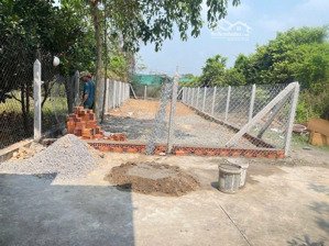 gấp gấp nhanh thì còn ạ ! bán nhanh chỉ 1 tỉ 6. đất định hoà 5,2x 25m nở hậu 6m. thổ cư 62m2