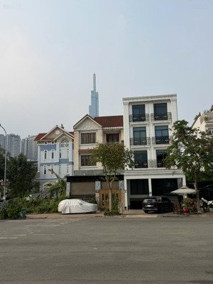 vị trí siêu đẹp! ngay thủ thiêm, quận 2 158m2 (7,5 x 21m) đường trước nhà 30m, hđt 99tr/th, 54 tỷ