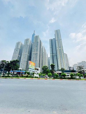 gpxd hầm 8 tầng. mt nguyễn hữu cảnh. 8 x 20m. cn: 156m2. mđxd trên 85%. giá 57.x tỷ