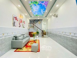 nhà 53m2(4x13m), 2 tầng. 3pn. đường phạm văn chiêu, p16, gò vấp. chỉ 5tỷ4.
gần nhà văn hoá thể thao