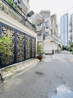 nhà đẹp trong kdc đồng bộ lascasa - ngang 5m - xe hơi vào nhà - cạnh phú mỹ hưng - hơn 9ty