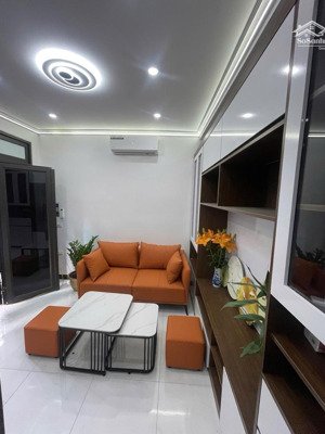 bán nhà tập thể phố vọng hà kinh doanh tầng 1 nhà đẹp oto đỗ cửa 2 thoáng 2pn sổ đỏ to cc 80m2 tl