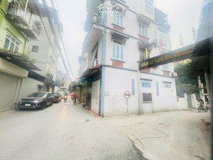 bán nhà phố lụa- vạn phúc -hà đông lô góc ôtô 40m 4tầng xây mới 10m ra ôtô tránh 10 tỷ lh0386942394