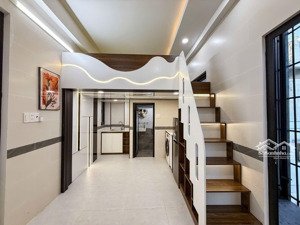 bán nhà duy tân 90m² 5 tầng - 18.5 tỷ - dòng tiền 90 triệu/tháng