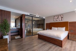cần chuyển nhượng căn 2pn pent studio lạc long quân giá 8,5 tỷ bao phí