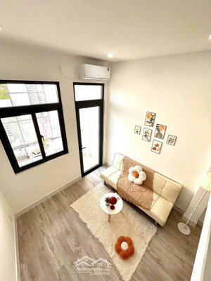 duplex full nt cao cấp thiết kế cực xinh cửa sổ to gần chợ tdt ntt rmit lotte mart dễ đi q4, q1, q8