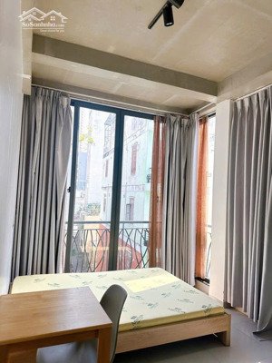 cho thuê căn hộ studio ban công thoáng q4 gần cầu ông lãnh, cầu calmette, cầu kênh tẻ