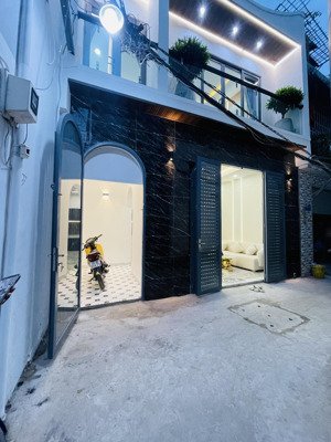 ngang lớn 6m - 51m - sát hẻm xe hơi - ngay chợ thạch đà - chỉ #6.15 tỷ