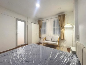 mới 100% - 1pn full nội thất - cửa sổ trời siêu thoáng - sát đh y dược, ueh