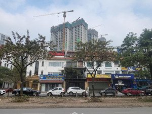 cần bán biệt thự liền kề đã hoàn thiện mặt đường lê trọng tấn ( mặt vành đai 3.5 )