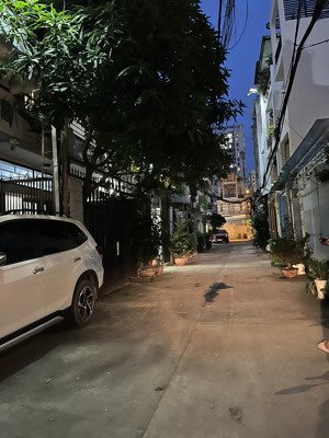 2 tầng st - hxh - lâm văn bền - sổ vuông - chủ lâu năm - 55m2 - 4pn - yên tĩnh - chỉ 5.x tl