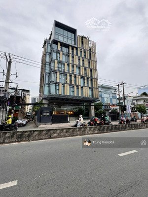 bán toà nhà vp ung văn khiêm bt - dt 22x25m - cn 2.500m2 - hầm - 8 tầng - hđt 500 triệu - 135 tỷ