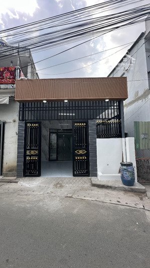 8792 - bán nhà mặt tiền kinh doanh p.tân đông hiệp, dĩ an - gần ngã tư chiêu liêu - 67.6m - 3.95 tỷ