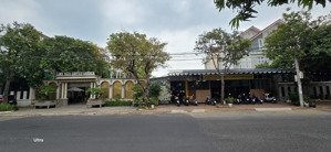 bán nhà đất biệt thự mặt tiền trục chính 20m trần đại nghĩa ttđt chí linh vũng tàu. giá 125tr/m2