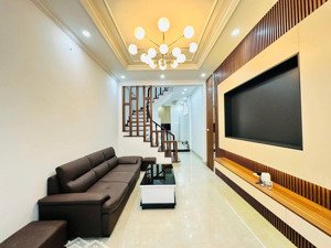 quan hoa 48 4 3.4 15.9 tỷ cầu giấy hà nội