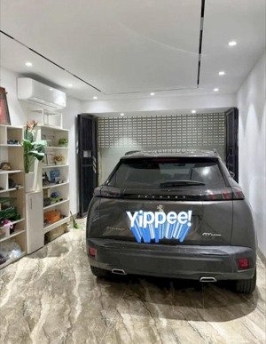 nhanh! chiến thắng 1 nhà ra phố phân lô vỉa hè chỉ nhỉnh 14 tỷ nhà 5 tầng kinh doanh cực hiếm.