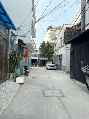 cần bán nhà -trước tết" âm lịch"đường 26/3. bhh .bình tân. dt:48 m2 (4x12m) chỉ cần có 4.89t ngân