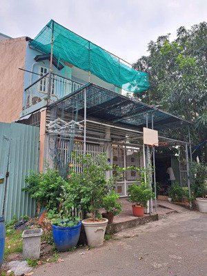 hẻm xe hơi tránh 3 tầng ngang hơn 6m gần tt mua sắm gigamal 100m2; giá trước tết chỉ 11,7 tỷ.