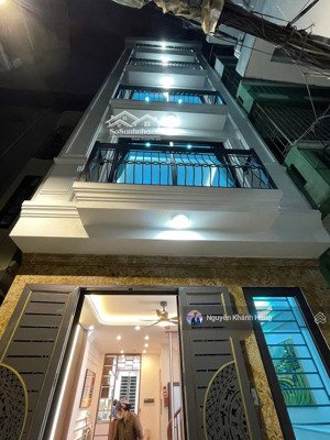 bán nhà riêng phố đường láng, dt 45m2 x 7 tầng thang máy, ngõ rộng, ở và kinh doanh, giá 12.8 tỷ