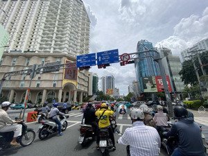 bán nhà hẻm xe hơi nam kỳ khởi nghĩa, 36m² 5 tầng fullnội thất mới, gần cầu công lý - 8 tỷ