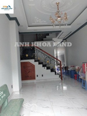 tìm đâu ra căn thứ 2? nhà đẹp sát chợ thủ đức - 4 tầng - dọn vào ở ngay