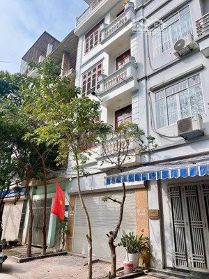 phải nhanh! bán nhà kđt vạn phúc. dt 58m, 4 tầng, phân lô vỉa hè, nhà đẹp, giá đầu tư 15,4 tỷ.