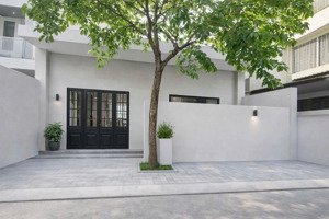 cho thuê mặt bằng xuân thủy vị trí đắc địa thảo điền