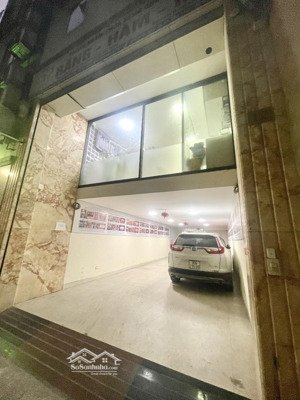 siêu phẩm toà nhà 125m 9 tầng thang máy, gara ô tô, 10m ra mặt phố, làm vp cực đẹp.