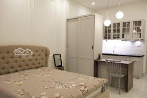 cho thuê studio ban công, full nội thất q4 gần đh luật, đh nguyễn tất thành, cầu kênh tẻ, cầu tân t