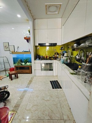 mặt tiền bùi minh trực, gần chợ sáng phường 6, q8 cần bán gấp giá chỉ 9,5 tỷ.