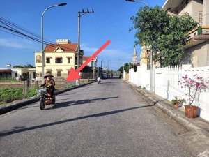 lô đất gần bãi tắm 1tỷ2, khu đất trên trục đường trường chinh, gần quảng trường trung tâm