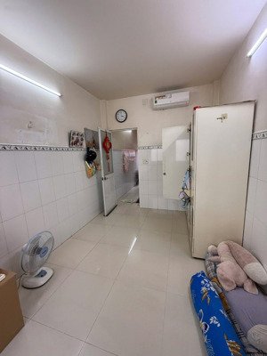 bán nhà đẹp quận 11 - sát mặt tiền lý nam đế - 4 tầng - giá 5.2 tỷ