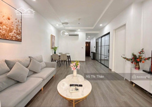 chính chủ bán nhà tập thể chùa bộc, kim liên, 95m, 3pn, 2wc, 3 ban công, có sân rộng, ô tô đỗ cửa