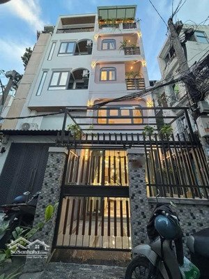 bán nhà riêng 64m2, tại phan xích long, giá siêu hời chỉ 3 tỷ 650 triệu gần, giao lộ hoa cúc