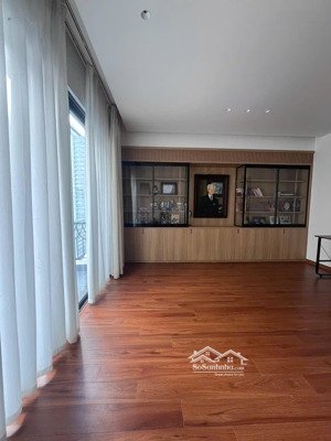 chính chủ gia đình chuyển công tác cho thuê căn shophouse hoàn thiện đẹp luxury full đầy đủ đồ