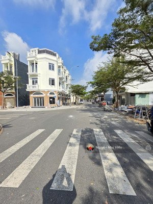 hàng hiếm ( 5x15m ) trục chính kdc icon central phía sau có công viên, p.tân đông hiệp, tp.dĩ an