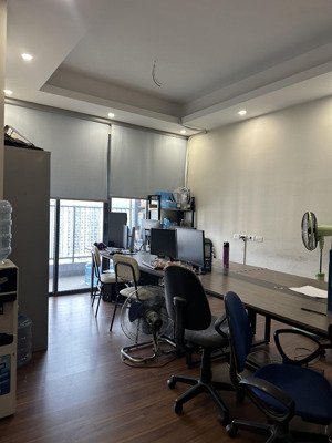 tôi chính chủ cần cho thuê căn 3pn trục 04 toà b stellar garden