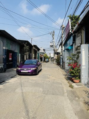 bán nhà đất mặt tiền gần nguyễn ái quốc mặt tiền chính song song đường giáo xứ thuận hòa