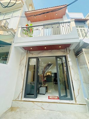 nhà đẹp thiết kế hiện đại trẻ trung hưng phú quận8