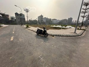 siêu phẩm vip fo, lô góc, trục chính, giá #4xtr/m đầu tư sinh lời cao, đg trường thịnh, ứng hoà.