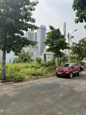 bán đất kế vinhomes granpark, quận 9, sát sông , giá chỉ từ 3,25 tỷ vnd, 50 m2