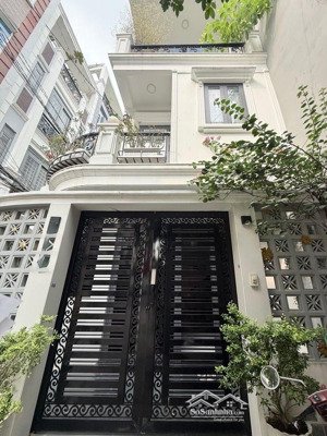 bán nhà phú nhuận, hẻm xe hơi, ngang 5.2m, 52m2, 3 tầng, chỉ 9.x tỷ