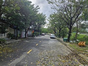 víp đất 3 mặt tiền view hồ dt 768 m2 gần nguyễn phước tần, giá tốt nhất thị trường