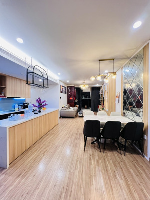 chủ nhà cần bán gấp căn hộ 3pn dt 128m2 tại chung cư sky park số 3 tôn thất thuyết cầu giấy hà nội