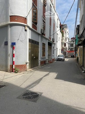 phố tư đình,7 tầng thang máy,full nội thất diện tích: 64m mt5, oto vào nhà