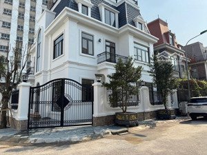 bán shophouse 5 tầng ia-20 ciputra, hà nội: 