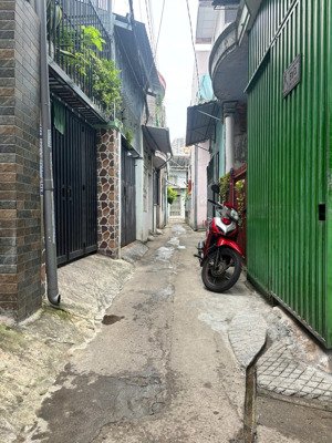 bán nhà mới hẻm đường lương thế vinh có sẵn nội thất, sổ đỏ sẵn, nhiều tiện ích xung quanh