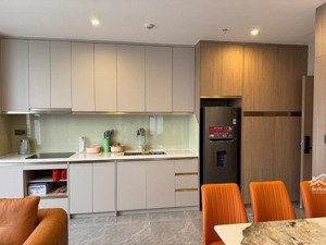 bán gấp căn hộ 3pn, 2wc tại icon40 hạ long, giá cực chất 5,7 tỷ, 93m2