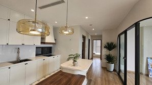 bán cc đẹp tại the landmark ecopark, 10,6 tỷ, 93m2, 3pn, 2wc, đầy đủ tiện ích